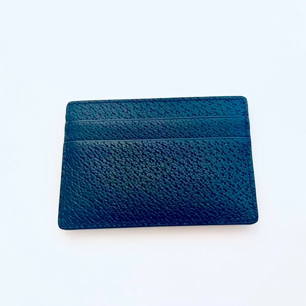 🔥 VERSACE Black Card Holder with Gold Medusa Emblem.